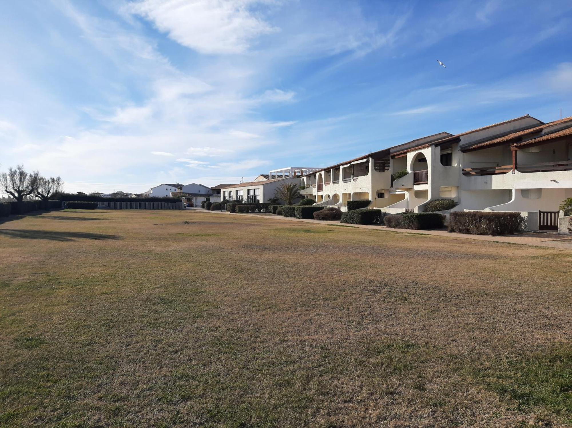 Appartement Front De Mer Avec Vue Et Acces Plage, Saintes-Maries-De-La-Mer Esterno foto