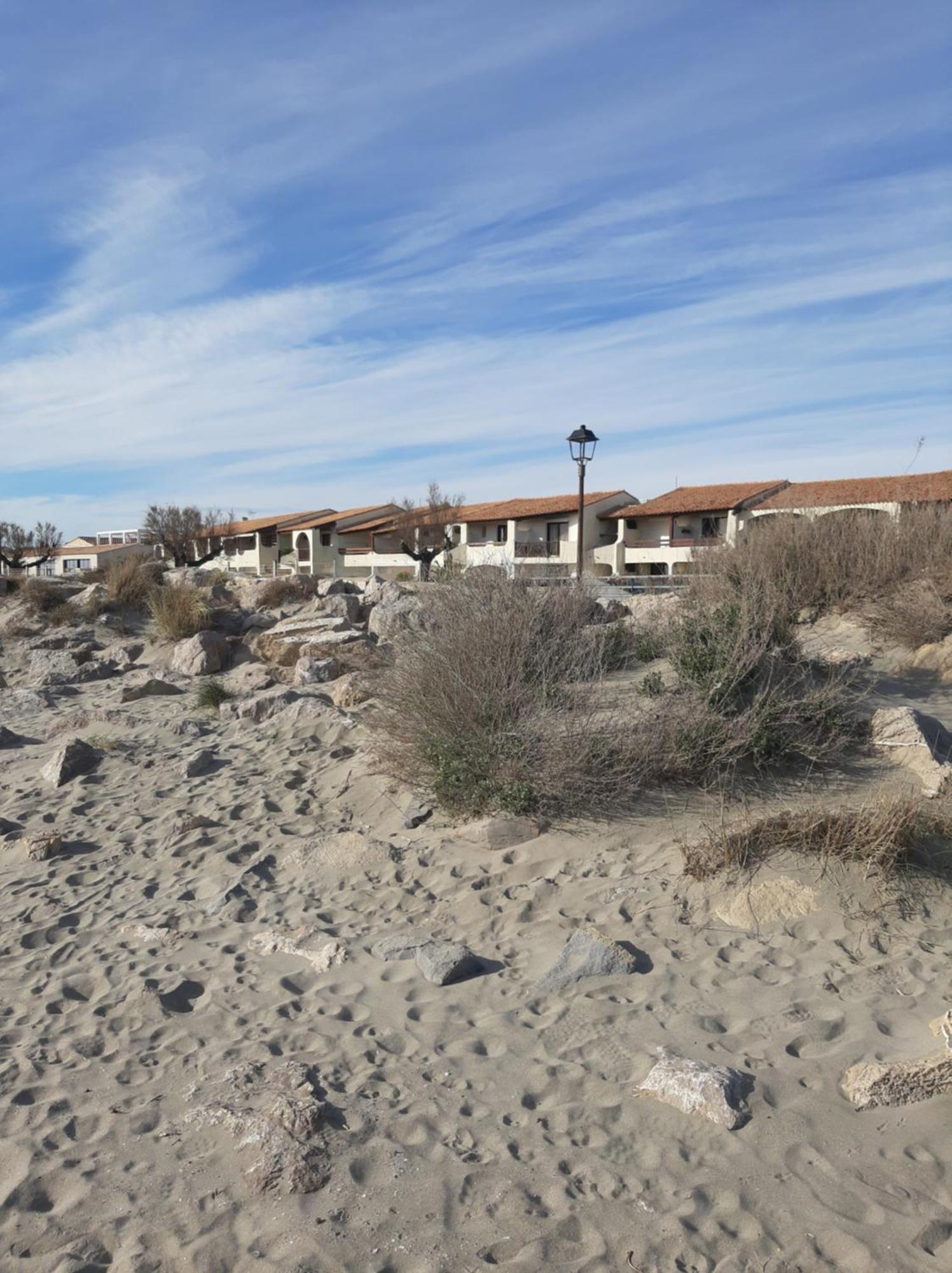 Appartement Front De Mer Avec Vue Et Acces Plage, Saintes-Maries-De-La-Mer Esterno foto